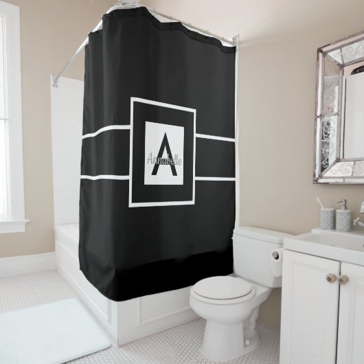 Rideaux De Douche Monogramme noir blanc personnalisé (En situation)