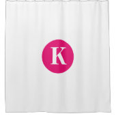 Rideaux De Douche Monogramme rose chaud Blanc Initial Personnalisé (Devant)