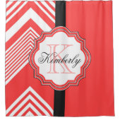 Rideaux De Douche Monogramme rouge et blanc de Chevron (Devant)