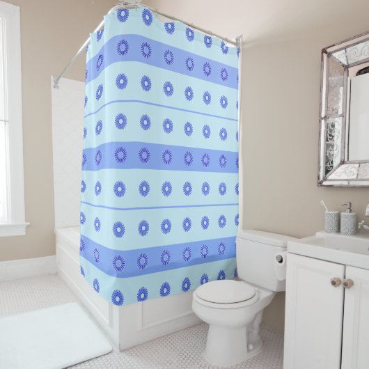 Rideaux De Douche Motif bleu clair Fleurs bleu foncé (En situation)