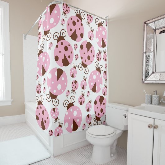 Rideaux De Douche Motif De Ladybugs, Mignons Ladybugs, Pink Ladybugs (En situation)