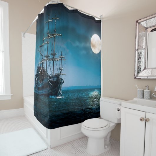 Rideaux De Douche Navire en lumière lune (En situation)