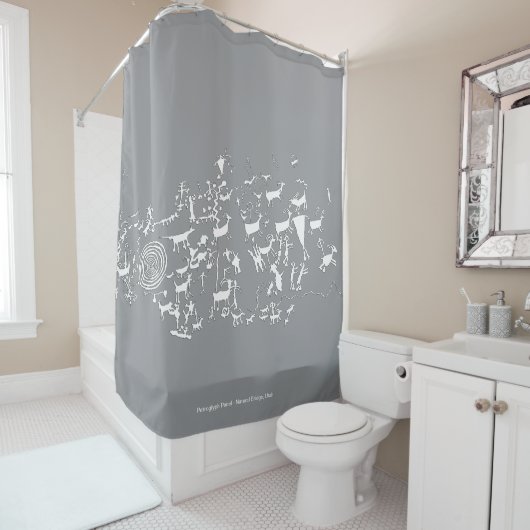 Rideaux De Douche Panneau de pétroglyphes (En situation)
