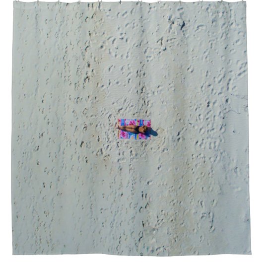 Rideaux De Douche Personne bronzant à la plage (Devant)