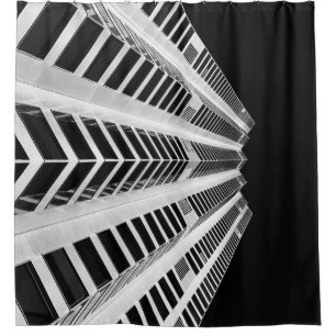 RIDEAUX DE DOUCHE PHOTOGRAPHIE D'ANGLE FAIBLE DU BÂTIMENT DE HAUTE