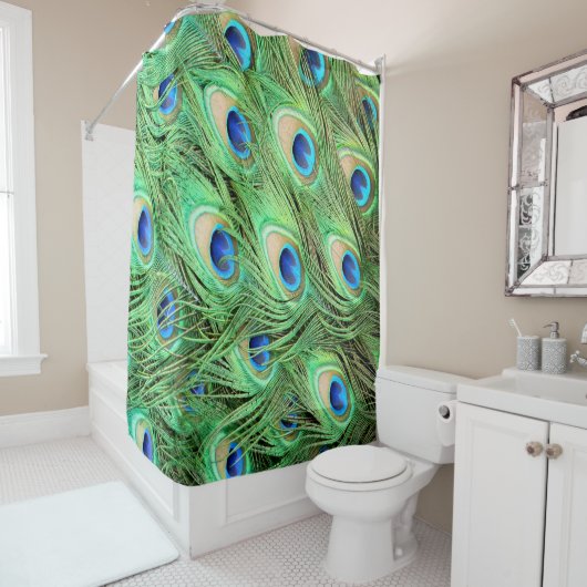 Rideaux De Douche Plumes vibrantes chiques de paon (En situation)