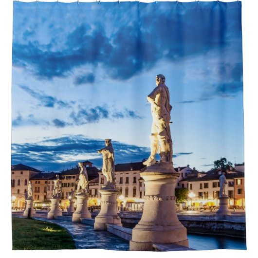 Rideaux De Douche Rangée de statues illuminées à Padova (Devant)