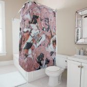 Rideaux De Douche Red and Black Brecciated Marble Stone Texture with (En situation)