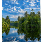 Rideaux De Douche Reflets de rivière tropicale dans un miroir (Devant)
