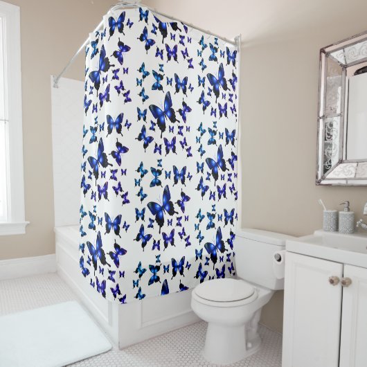 Rideaux De Douche Royal Blue Elegant Whimsical Butterflies (En situation)
