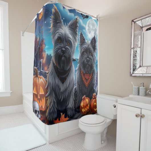 Rideaux De Douche Skye Terrier Halloween Épouvantable (En situation)