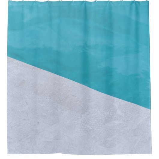Rideaux De Douche Sol gris vide à côté de la piscine (Devant)