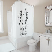 Rideaux De Douche Squelettes d'Halloween contemporains (En situation)