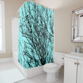 Rideaux De Douche Starlings dans un arbre - Contraste élevé - Bleu g (En situation)