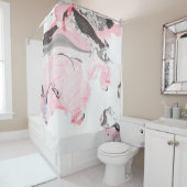 Rideaux De Douche Texture en marbre rose et noir. Main dessinée (En situation)