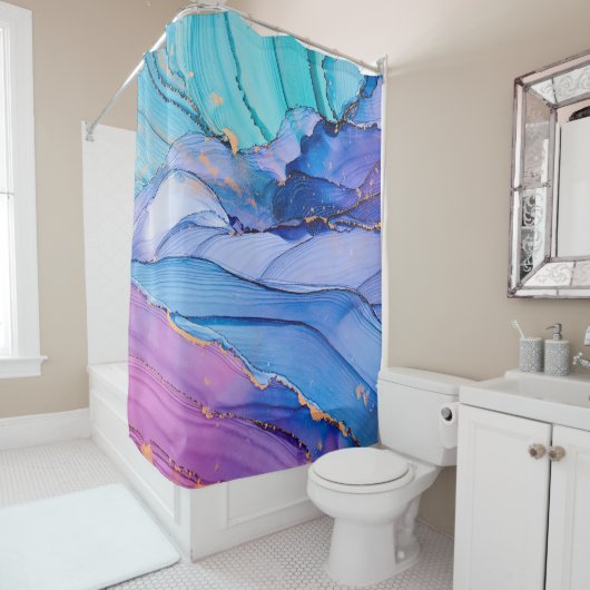 Rideaux De Douche Textures fluides, art abstrait de luxe. (En situation)