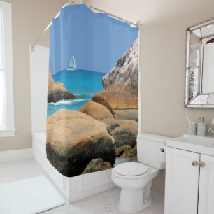 Rideaux De Douche Voilier Passant Par La Plage