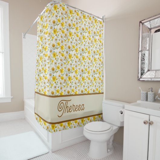 Rideaux De Douche Yellow Wildflowers Pattern Monogram Name (En situation)