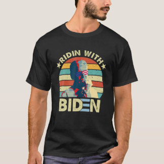 Ridin with Biden 2020 Joe Biden Eating Ice Cream G T-shirt
