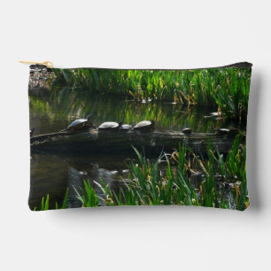 Rij van schildpadden groene natuur foto etui