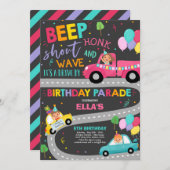 Rijden op verjaardagsparade uitnodiging roze parad (Voorkant / Achterkant)