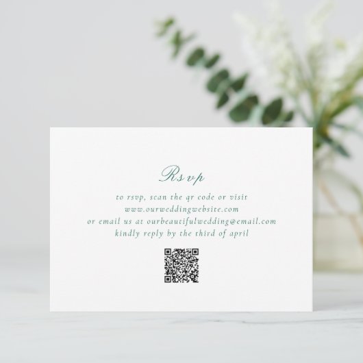 Riley Emerald Green Elegant Wedding RSVP Kaartje (Staand voorkant)