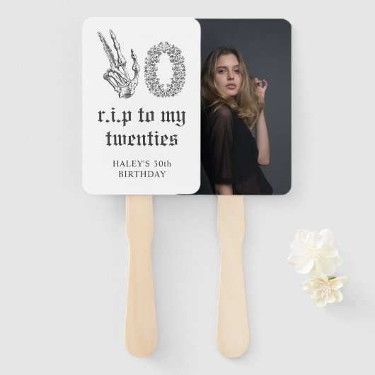 RIP 20s Twenties Skelet Foto 30e verjaardag Handwaaier (Voorkant en achterkant)
