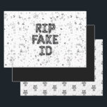 RIP Fake I.D. 21st Birthday Wrapping Papier<br><div class="desc">Envelopper le cadeau de votre nouvel ami légal dans du papier d'emballage génial.</div>