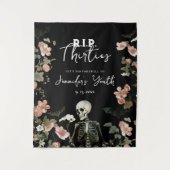 RIP Thirties Skeleton 40th Birthday Party Achtergr Wandkleed (Voorkant)