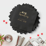 RIP To My Twenties Black 30th Birthday Party<br><div class="desc">Célébrez le jalon du 30ème anniversaire avec une tournure d'Halloween ! Notre RIP To My Twenties Black 30th Birthday Party Foil Napkins marie parfaitement l'excitation d'Halloween avec la nostalgie de vos folles années vingt. Avec un design simple de feuille de typographie, ces serviettes donnent le ton pour une fête amusante...</div>