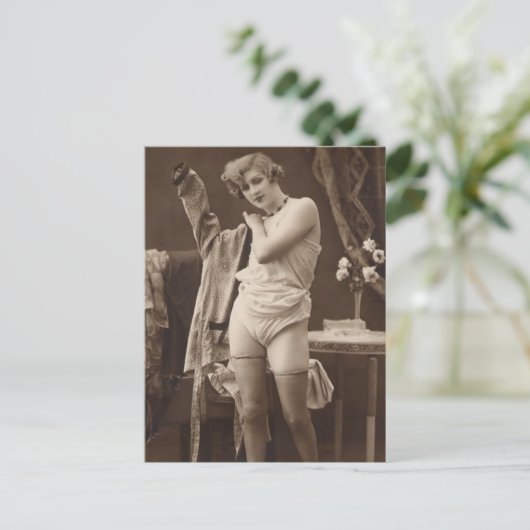 Risque frans foto briefkaart (Staand voorkant)