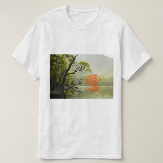 River Side Forest Image - Scenic Waterside Nature  T-shirt (Design voorkant)