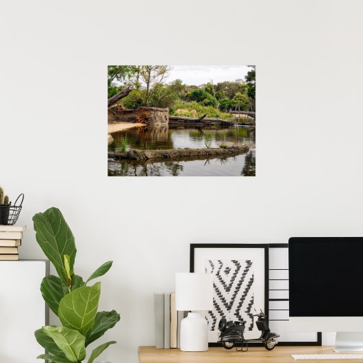 Riverbank Landschap Reflecties Weelderig groen Poster (Thuiskantoor)