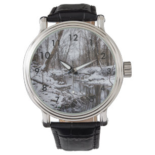 Riverside Snow Horloge