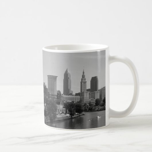 Riverview Cleveland B&W Mug (Droite)