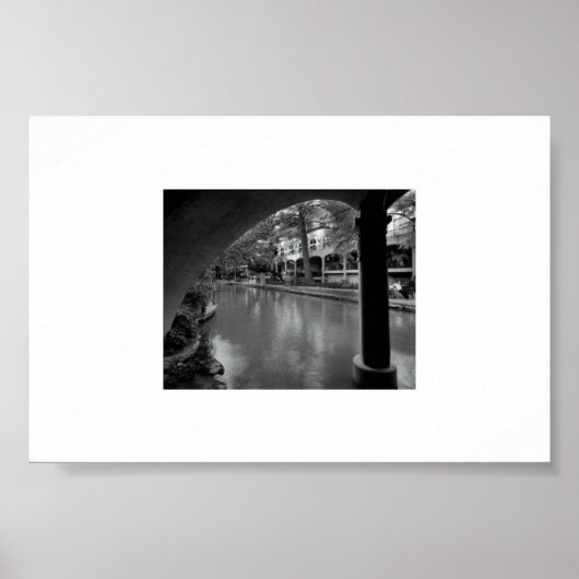 Riverwalk Poster (Voorkant)