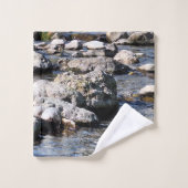 Rivière des Monts Carpates – Impression de Nature (Gant de toilette)