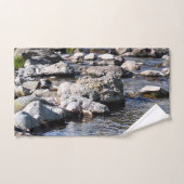 Rivière des Monts Carpates – Impression de Nature (Serviette à main)