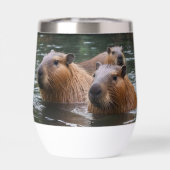 "Rivière Sérénité : Capybaras nageant dans le cour (Arrière)