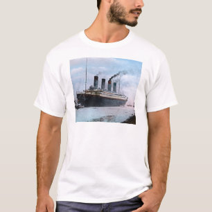 RMS Titanic Belfast Ireland  T-shirt