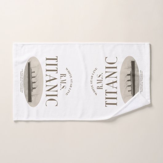 RMS Titanic Ghost Ship Sepia/White Hand Towel Handdoek (Handdoek)