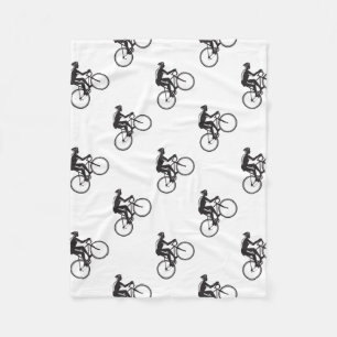 Road Cyclist Racing Woodcut Fleece Deken