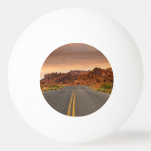Road trip zonsondergang pingpongballen