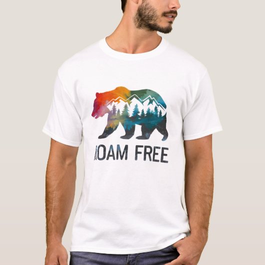 Roam Free Bear Forest Hiking T-shirt (Voorkant)