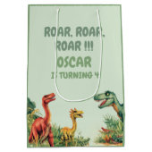 Roaring Good Time Dinosaur Party Gift Medium Cadeauzakje (Achterkant)