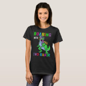Roaring Into 2nd Grade Dinosaur 1st Day Back To Sc T-shirt (Voorkant volledig)