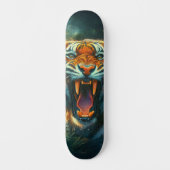 Roaring Tiger Moonlit Oerwoud Skateboard (Voorkant)