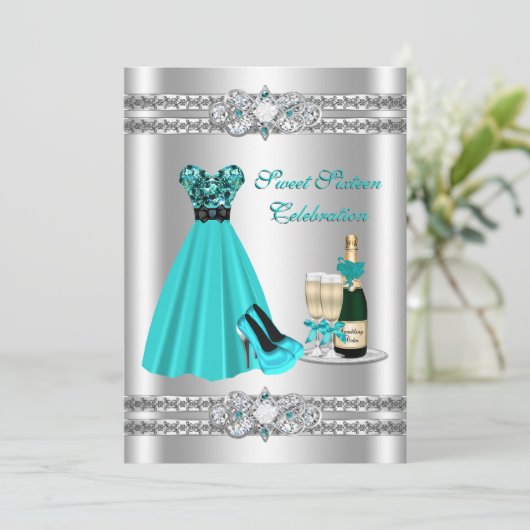 Robe Argent Douce Seize 5x7 Invitation (Debout devant)