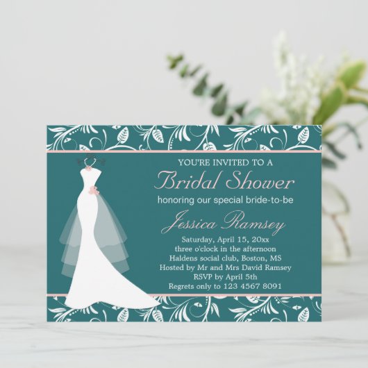 Robe de mariage blanche, invitation turquoise de (Debout devant)