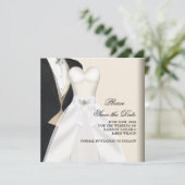 Robe de mariée smoking noir et blanc Save The Date (Debout devant)